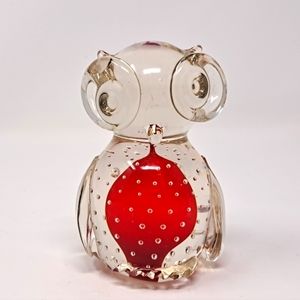 Art Glass Owl Paper Weight With Red Center and Controlled Bubbles